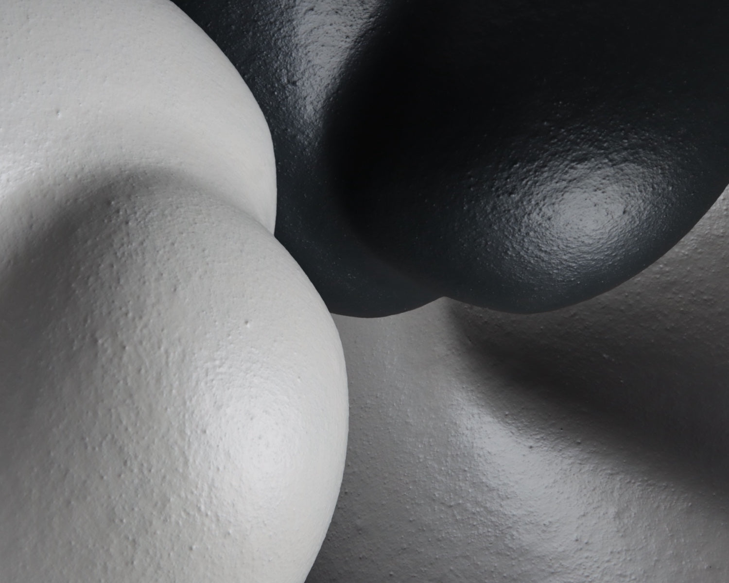 de verschillende kleuren van Amorials urnen